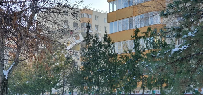 Blocul distrus din Rahova