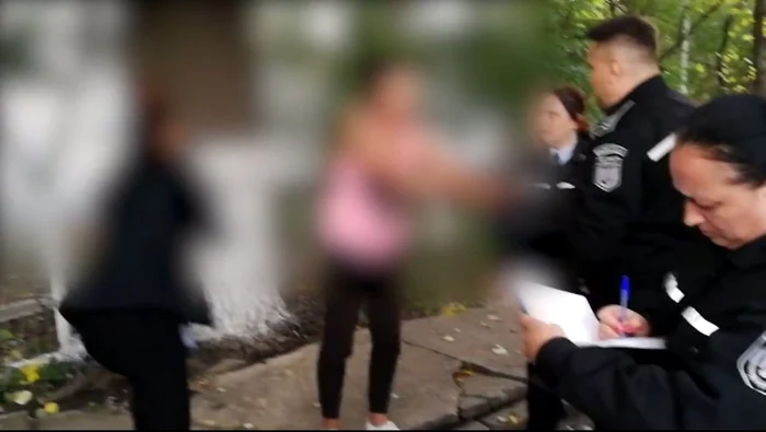 Persoanele implicate s-au bătut în plină stradă Foto: Poliţia Locală Galaţi