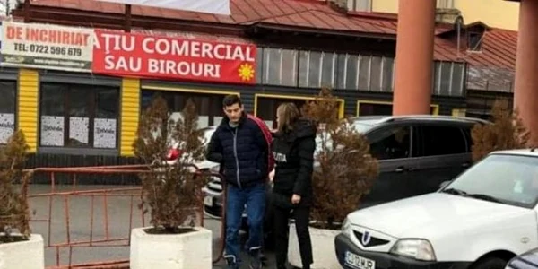 şapte amanari in dosarul elevului care si-a înjunghiat profesoara