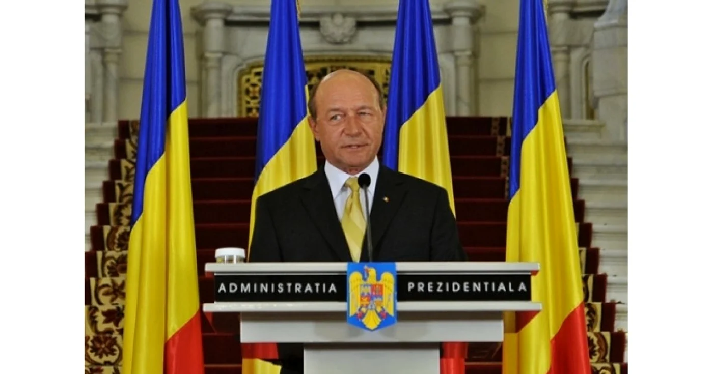 Presa străină anunţă reîntoarcerea preşedintelui Băsescu