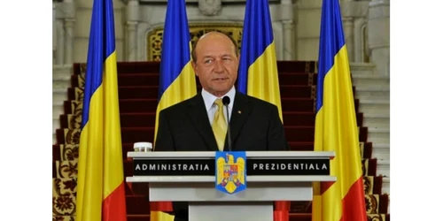 Presa străină anunţă reîntoarcerea preşedintelui Băsescu