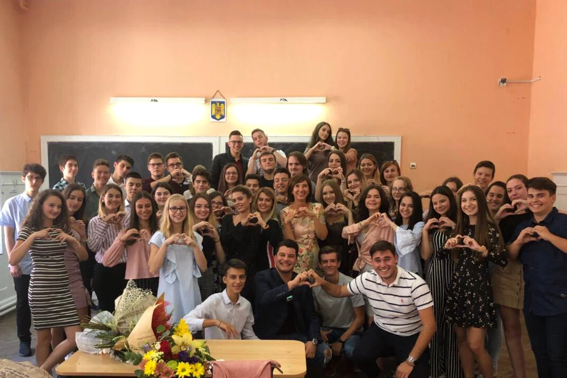 Carmen Iohannis s-a împrietenit rapid cu elevii pe care-i va mentora timp de patru ani