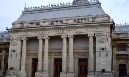 Guvernul va ceda gratuit Bisericii Ortodoxe vechiul Parlament şi alte 32 de clădiri jpeg