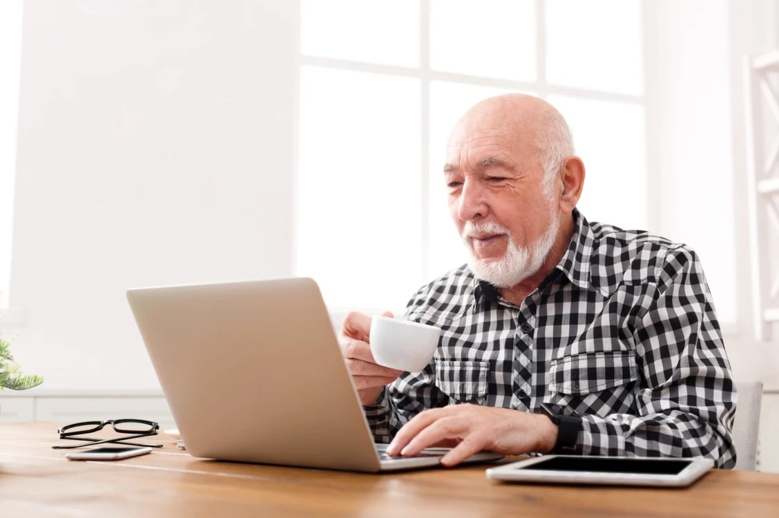 Creșterea taxării îi determină pe mulți să solicite plata pensiei private. Foto: Shutterstock
