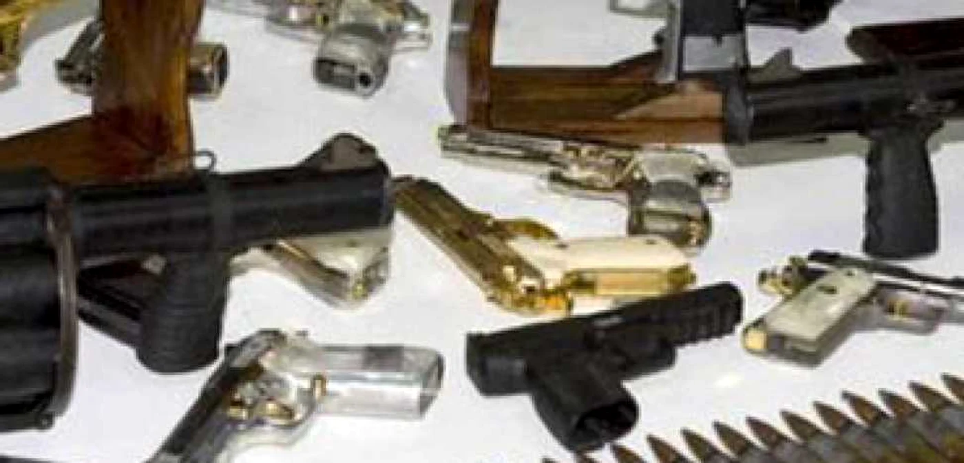 Cea mai nouă infracţiune la frontieră: traficul de armament şi muniţii