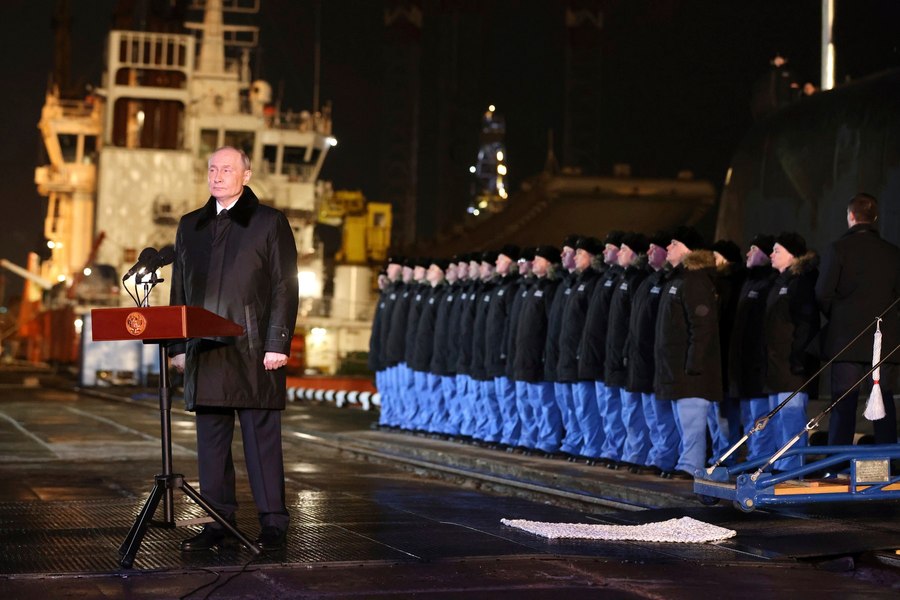 Putin a lansat noul submarin nuclear „Perm”: „Va întări securitatea maritimă a Rusiei”