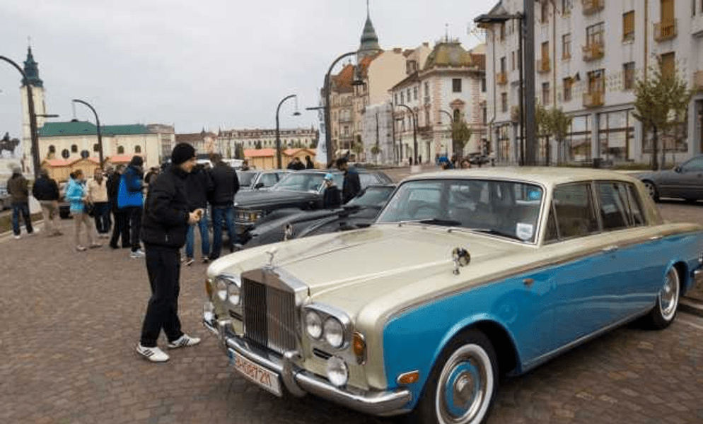 Zeci de mașini de epocă vor fi expuse la Călărași. Parada Retromobil are loc la 17 septembrie