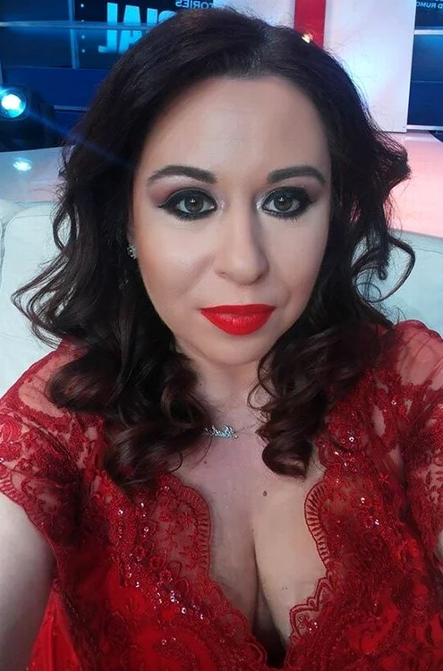 În ultimele săptămâni, Oana Roman a fost invitată la Kanal d
