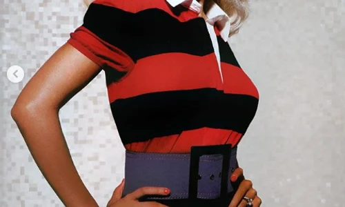 4 christina aguilera kilograme png png