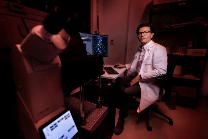 „Creierul uman rămâne ultima frontieră!” spune profesorul. / Sursa foto: Stanford University