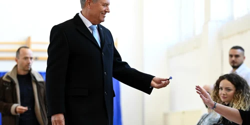 iohannis 2 jpg
