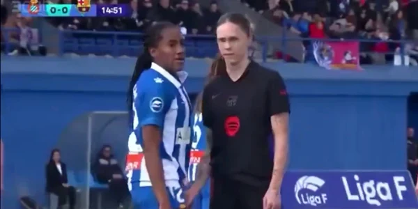 fotbal feminin jpg