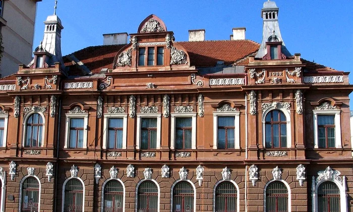 Continuă reabilitare în Brașov jpeg