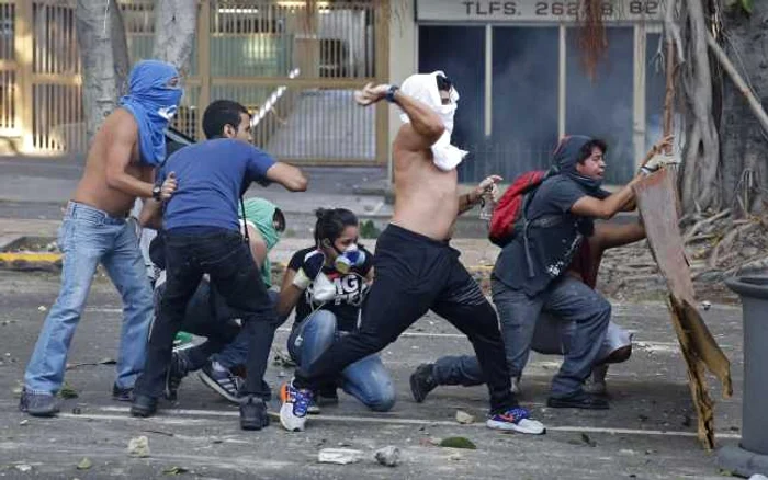 Protestele din Venezuela s-au soldat până acum cu 39 de morţi şi peste 600 de răniţi FOTO Reuters