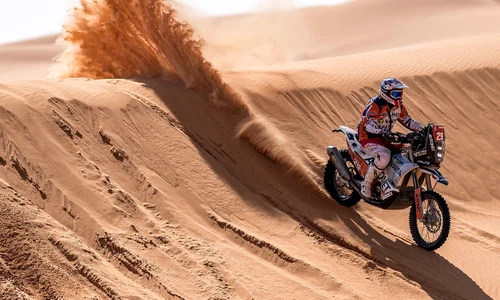 gyenes mani moto dakar rallyzone02 jpeg