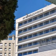 universitate franta Aix Marseille FOTO Instagram