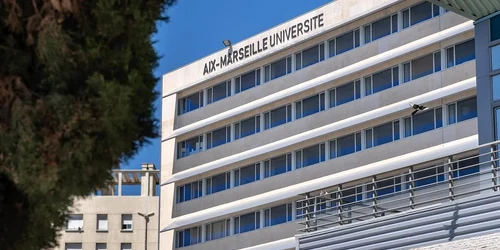 universitate franta Aix Marseille FOTO Instagram