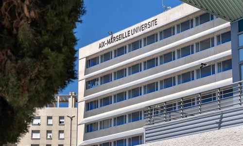 universitate franta Aix Marseille FOTO Instagram