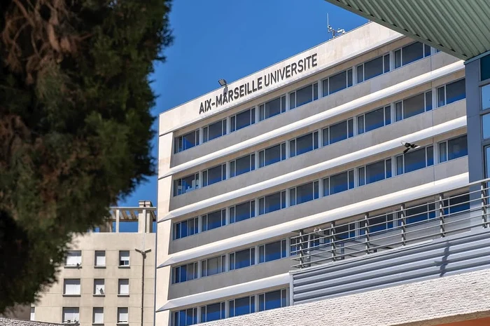 Universitatea Aix-Marseille din Franța a primit deja sute de cereri FOTO Instagram