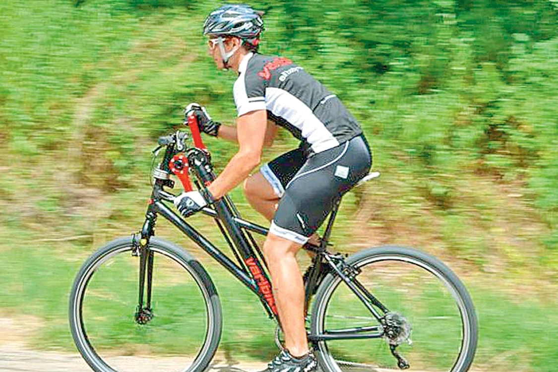 Navele hibrid de tip zeppelin (Fotografii: Rex Features/ Hepta)