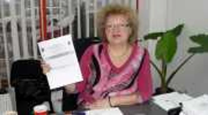 Veronica Frăţilă spune că mai puţin de jumătate din persoanele luate în evidenţă sunt la zi cu plata taxei de salubritate