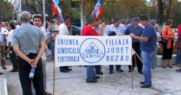 Protest anemic, la Prefectura Buzău