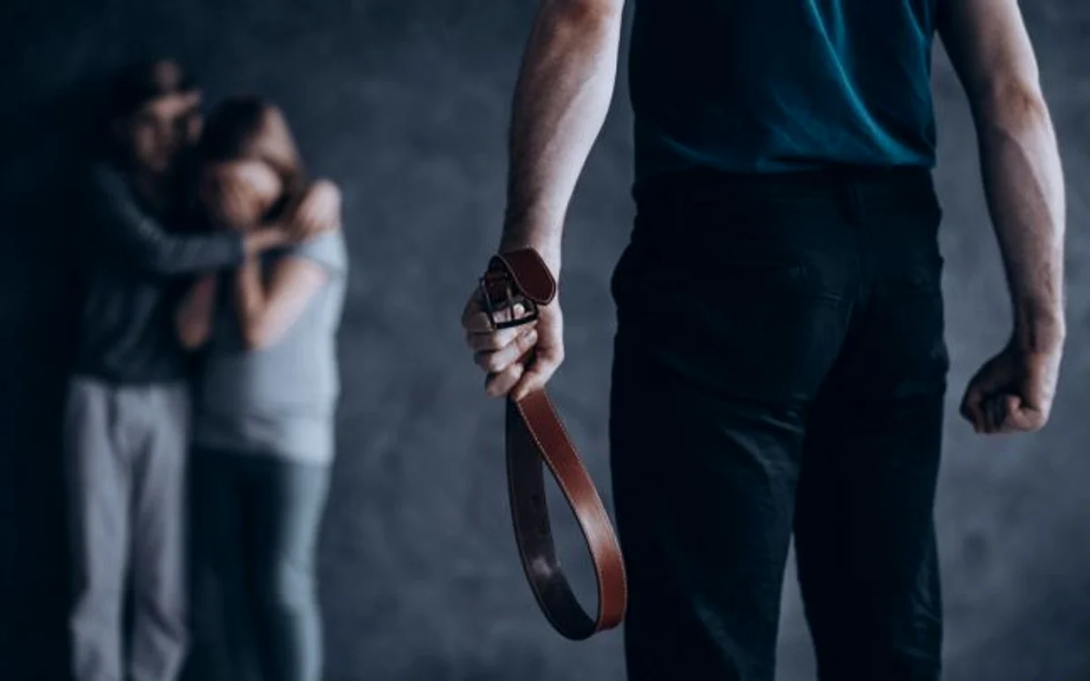 În Spania,bărbatul şi-a agresat partenera de viaţă FOTO Shuttertock