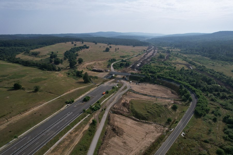Autostrada cu tuneluri pentru urși: Cum avansează lucrările pe lotul Margina-Holdea