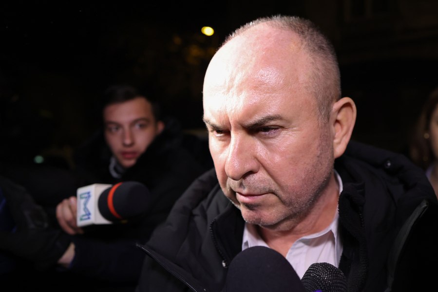 MApN se dezice de generalul Zisu. Ministrul Apărării cere trecerea lui în rezervă 