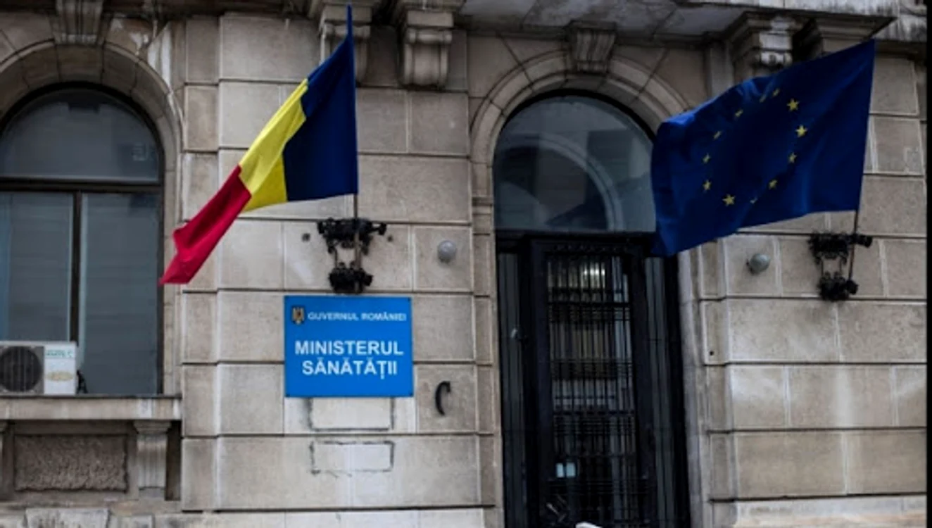 Medicul Radu Lupescu a fost decorat de MacronSursa foto: Facebook/Radu Lupescu