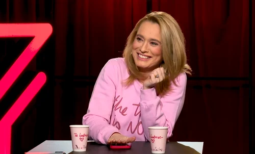 6 andreea esca la romanii au talent backstage show 3 jpg jpeg