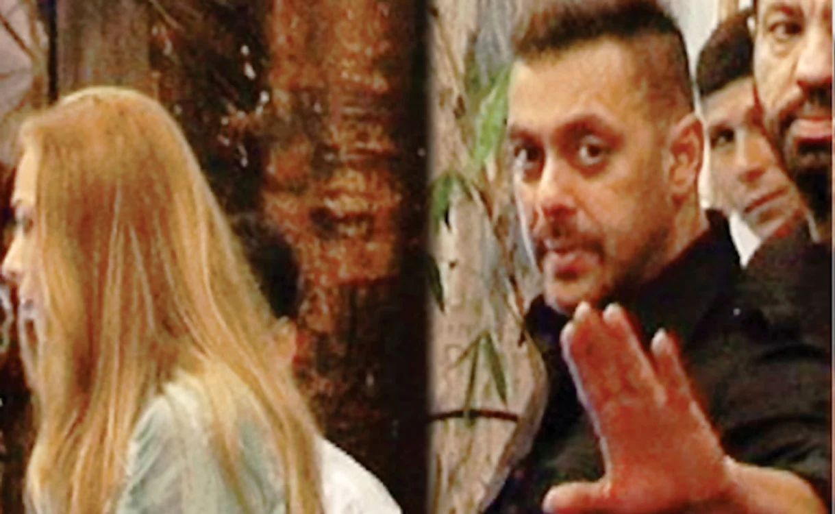 Salman Khan a scos-o pe Iulia la un restaurant select din Mumbai