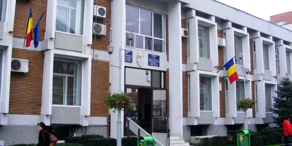 primăria drobeta turnu severin FOTO Corina Macavei 