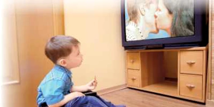Programele TV nepotrivite pot influenţa copiii în mod negativ