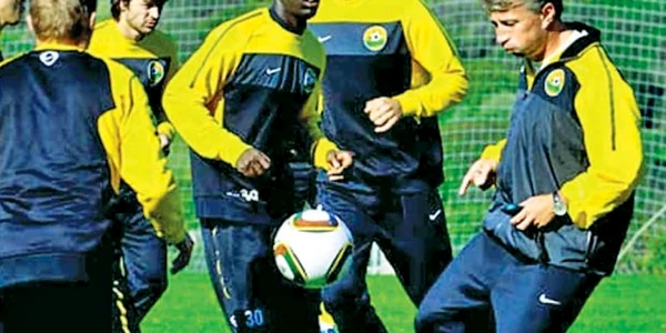Dan Petrescu a intrat în atenţia marilor cluburi din Rusia după ce a promovat cu Kuban