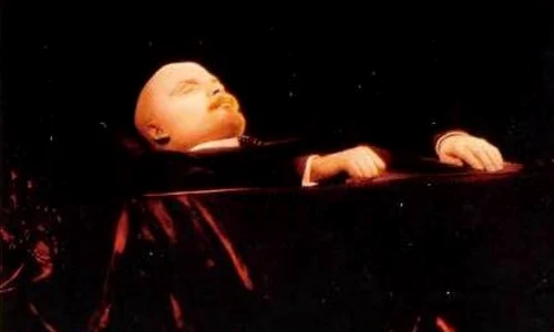 Gorbaciov: Va veni şi timpul în care trupul lui Lenin va fi înmormântat jpeg