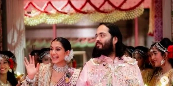 Anant Ambani si Radhika Merchant. Foto Instagram/shaleenanathani
