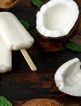 Inghetata de nuca de cocos  Sursa foto shutterstock 1350168797 jpg