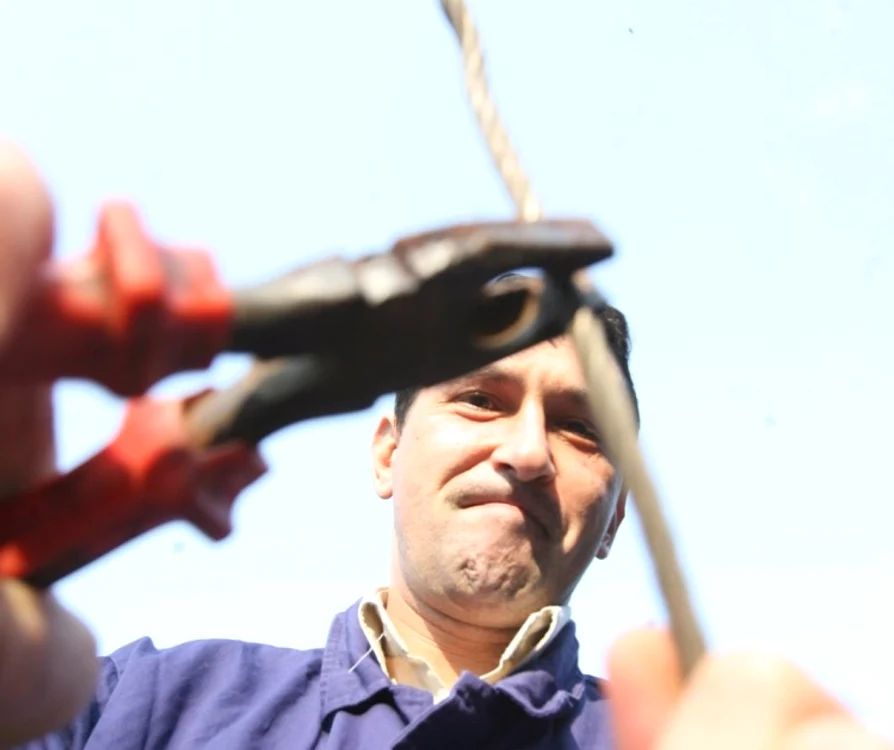 Cei doi bărbaţi au recunoscut că intenţionau să valorifice metalul