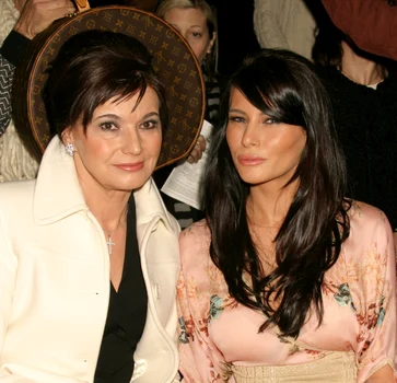 Amalija Knavs și fiica sa, Melania Trump. FOTO: Profimedia