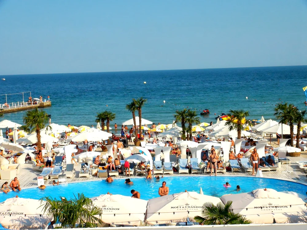 Plajele din Odessa sunt pline vara de turiști