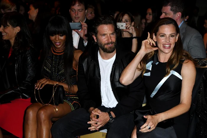 
    Jennifer Garner și Bradley Cooper au rămas apropiați după ce au jucat împreunăFoto: Getty Images  