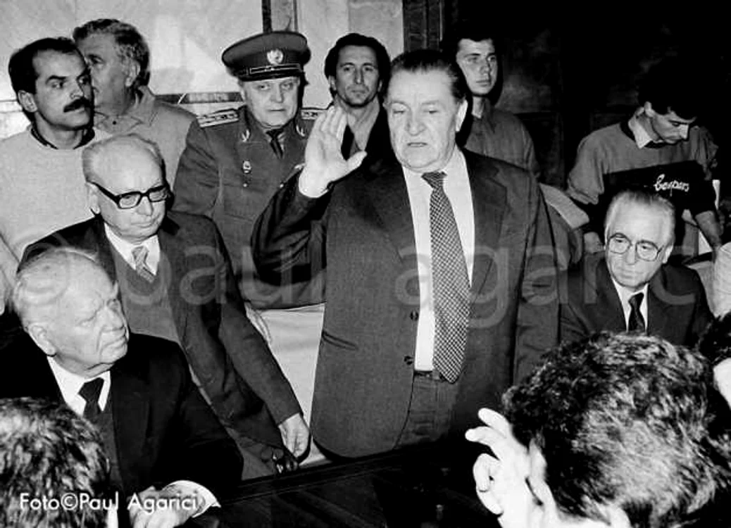 Imagini inedite din timpul Revoluţiei foto paul agarici