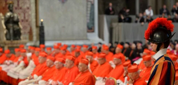 Cardinalii au început să sosească la Vatican încă de săptămâna trecută FOTO AFP