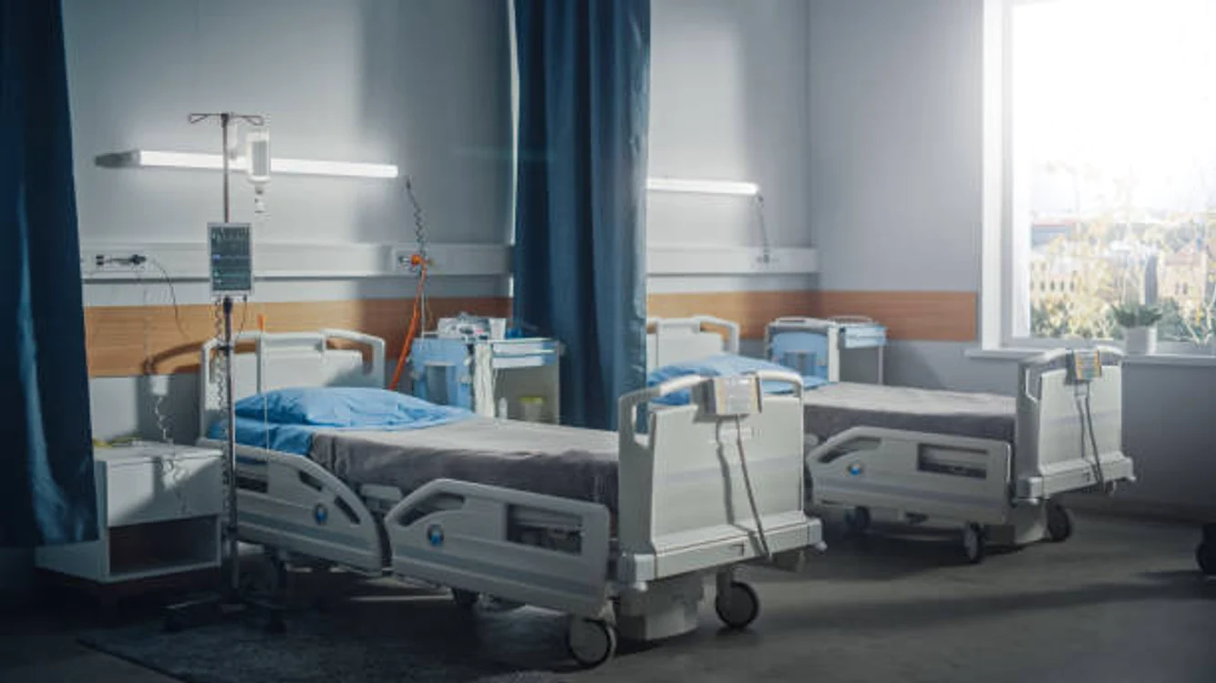 CNAS anunță că tratamentele pentru cancer continuă, dar pe datorie / Sursa foto: iStock