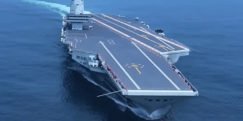 prtavionul chinezesc Fujian jpg