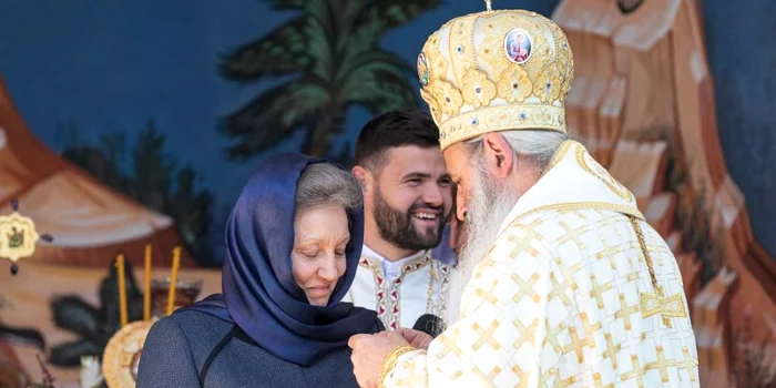 Domnica Geambazi e la fel de apropiată de biserică precum fratele ei, Gigi Becali. Foto basilica.ro