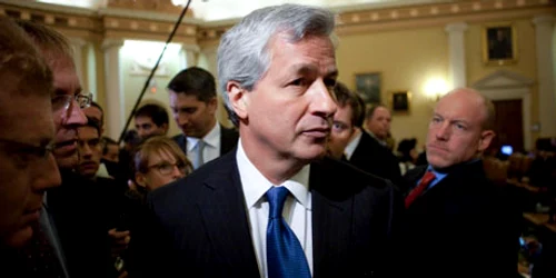 Jamie Dimon, directorul executiv al JPMorgan, chemat să ofere explicaţii Senatului SUA