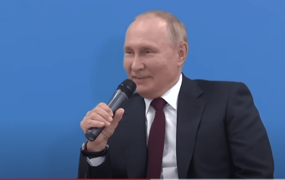 Gluma bizară a lui Vladimir Putin în fața unor elevi supradotați: „Ce a vrut să spună dictatorul nostru?” VIDEO