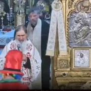 Teodosie, intrerupt de un clown captura Youtube png